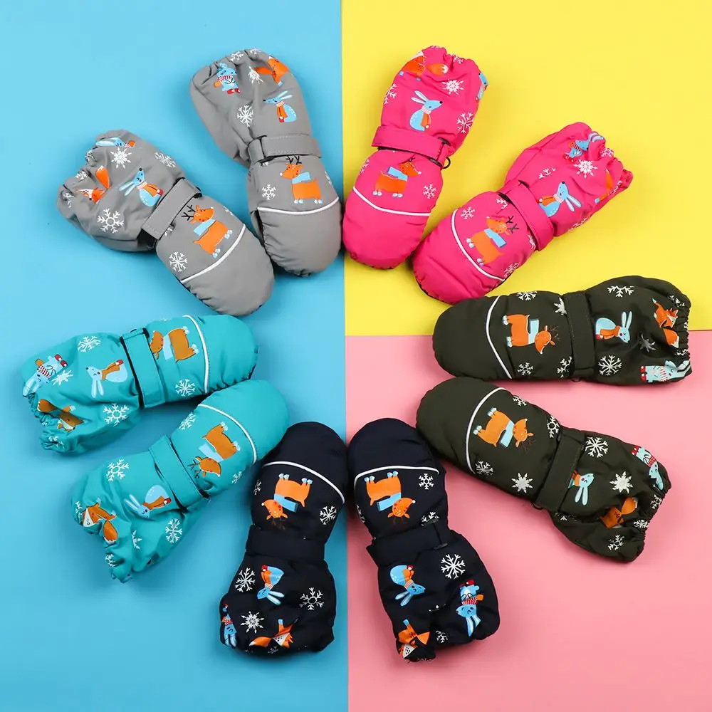 Guantes de invierno elegantes con diseños de animales juguetones para niños