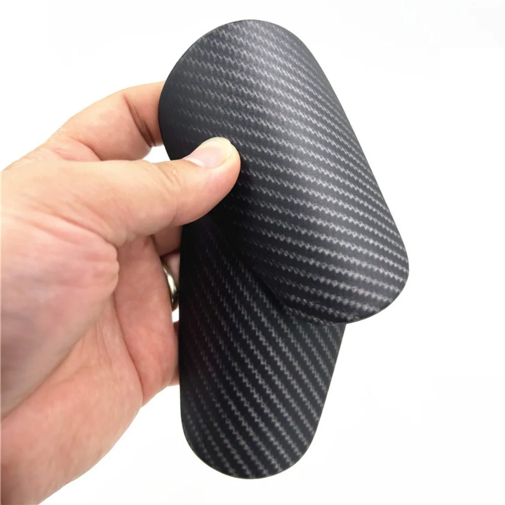 Espinilleras imitación fibra carbono para fútbol – Protectores rodilla - imagen 3
