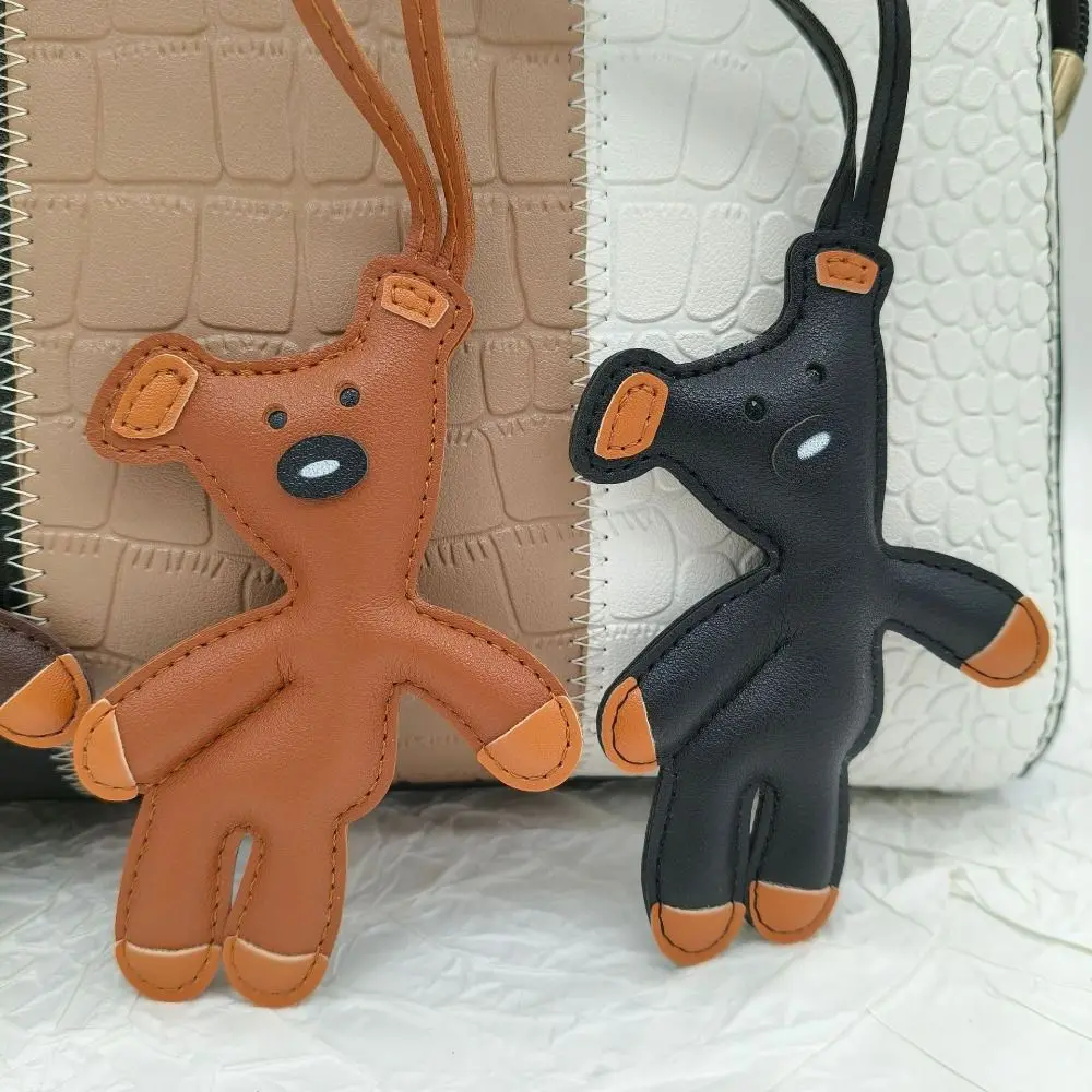 Lindo bolso de oso de cuero PU colgante de dibujos animados llavero de peluche suave forma de oso Kawaii llavero accesorios bolsa dijes decoraciones