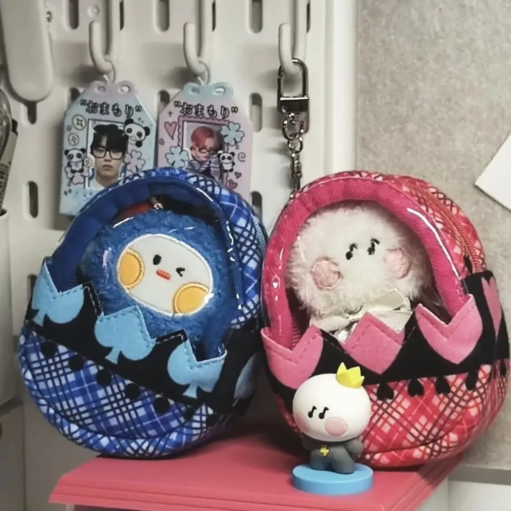 Lindo pequeño huevo de Pascua muñeca bolsa transparente en forma de huevo colgante patrón a cuadros titular de la insignia multiusos