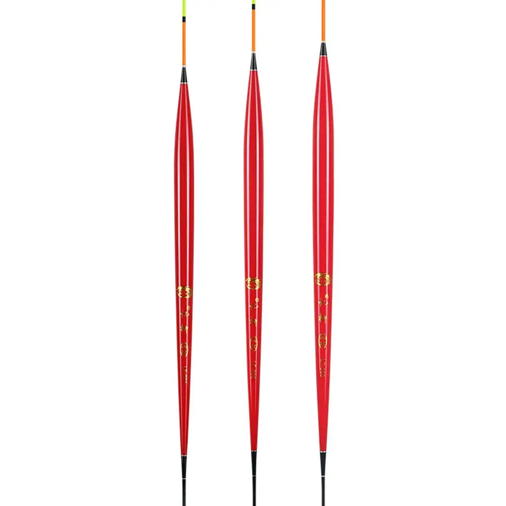 Estas vibrantes carrozas de pesca roja son perfectas para cualquier equipo de pescador