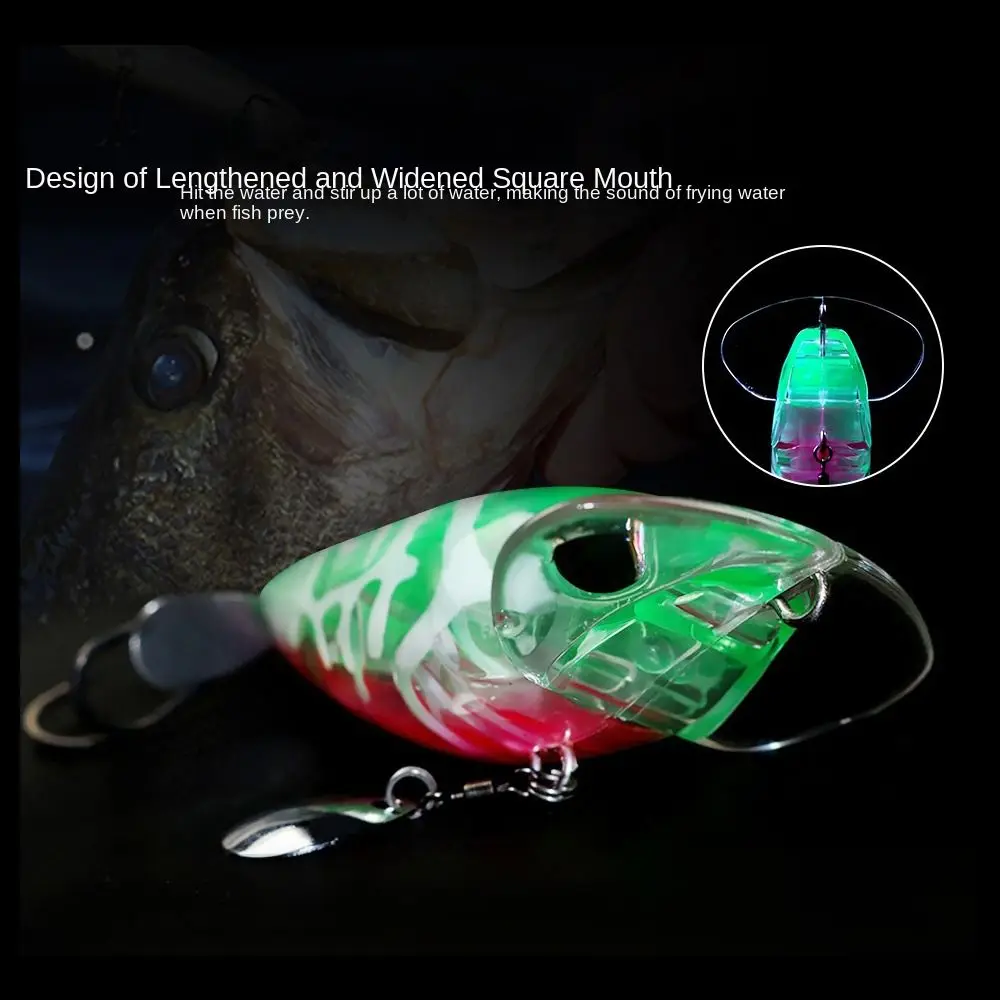 Experimente el mejor diseño de señuelos de pesca con una boca cuadrada alargada y ensanchada, perfecta para atrapar peces en varias condiciones de agua