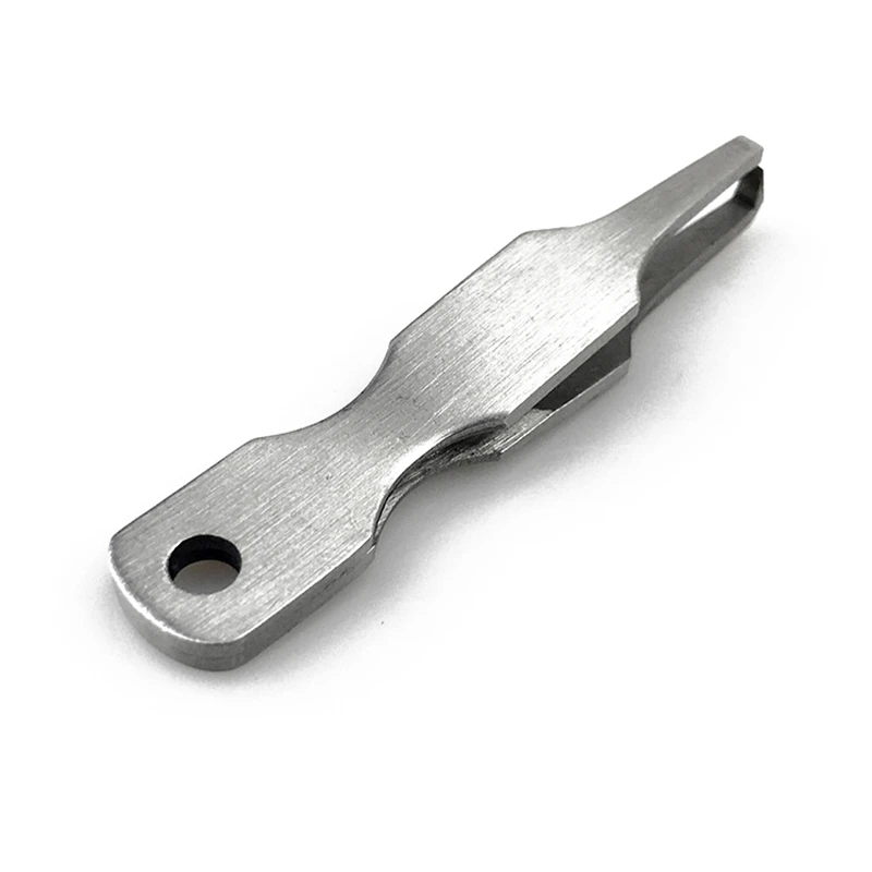 Una elegante herramienta metálica diseñada para tareas de precisión