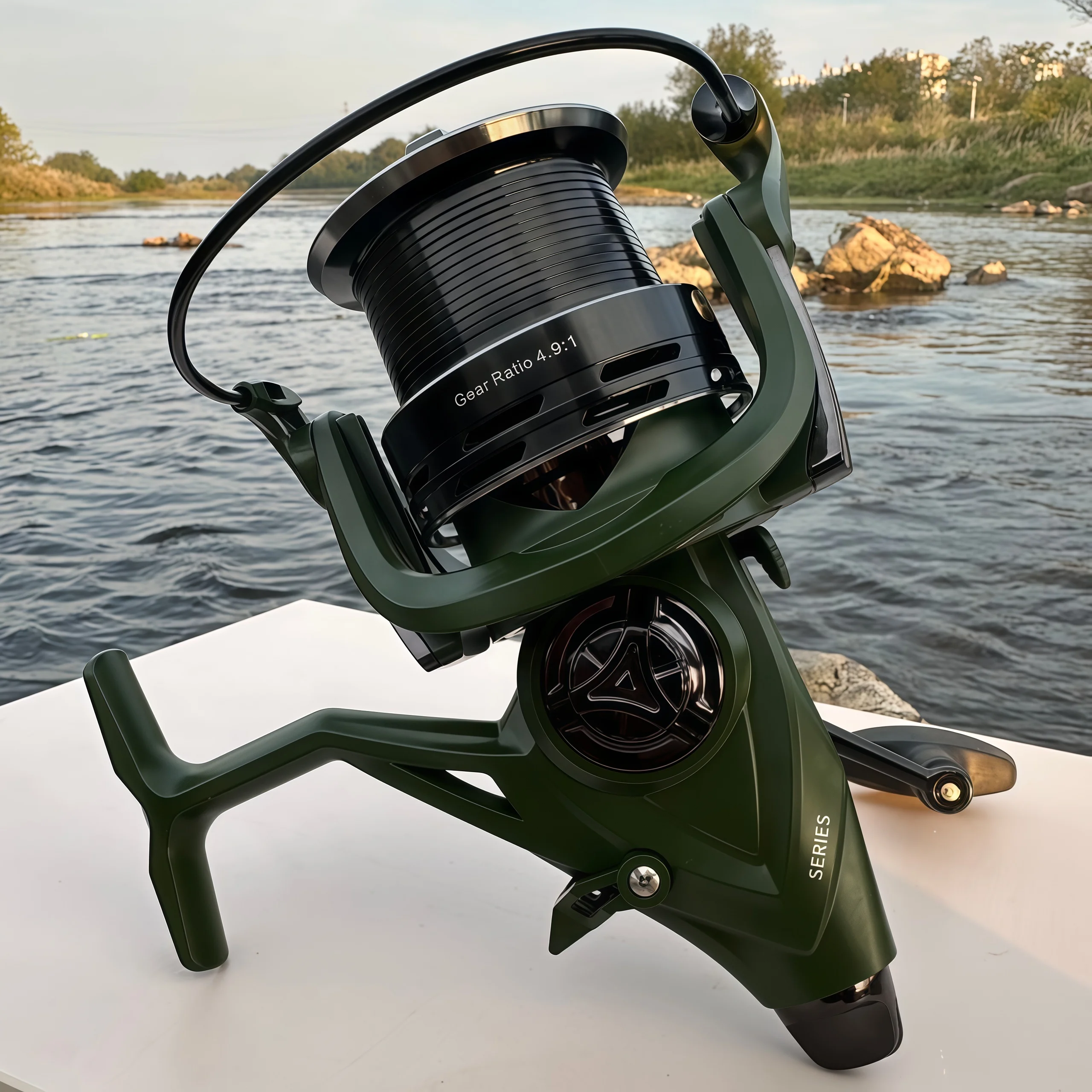 Rueda alimentadora de lubina y carpa de lanzamiento de larga distancia, relación de engranaje 4,9:1, carrete de pesca giratorio de gran capacidad, intercambio de mano izquierda y derecha - imagen 2