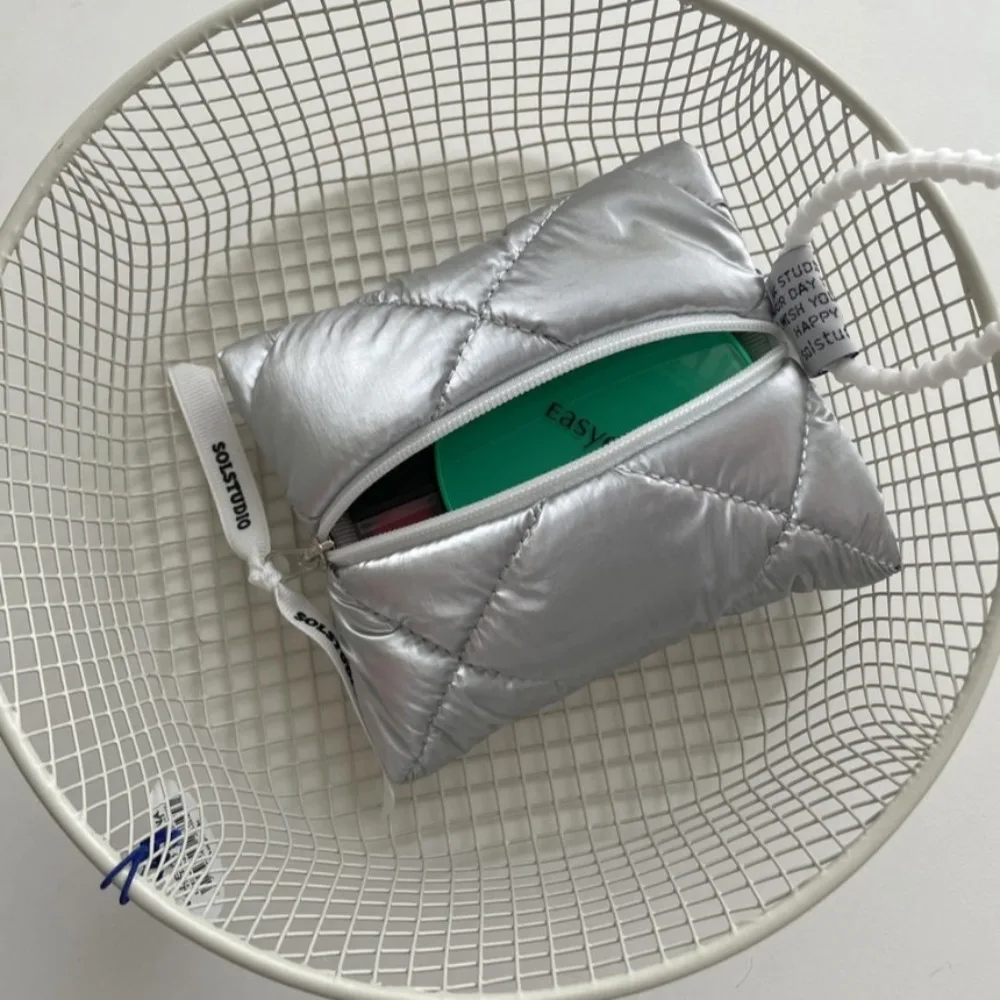 Bolsa de cosméticos de algodón acolchado a la moda, monedero de viaje con cremallera suave, bolsa de almacenamiento pequeña portátil de Color sólido - imagen 3