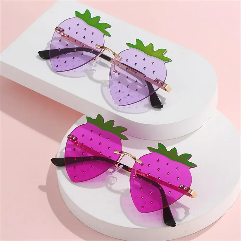 Gafas de sol de fresa únicas para mujeres y hombres, gafas de sol para Festival, fiesta Rave, decoraciones navideñas, gafas a presión callejeras - imagen 3
