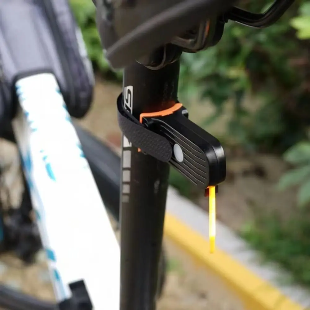 Luces traseras impermeables para bicicleta, luces de advertencia de emergencia ajustables con carga multifuncional, iluminación roja/blanca, instalación con correa - imagen 4