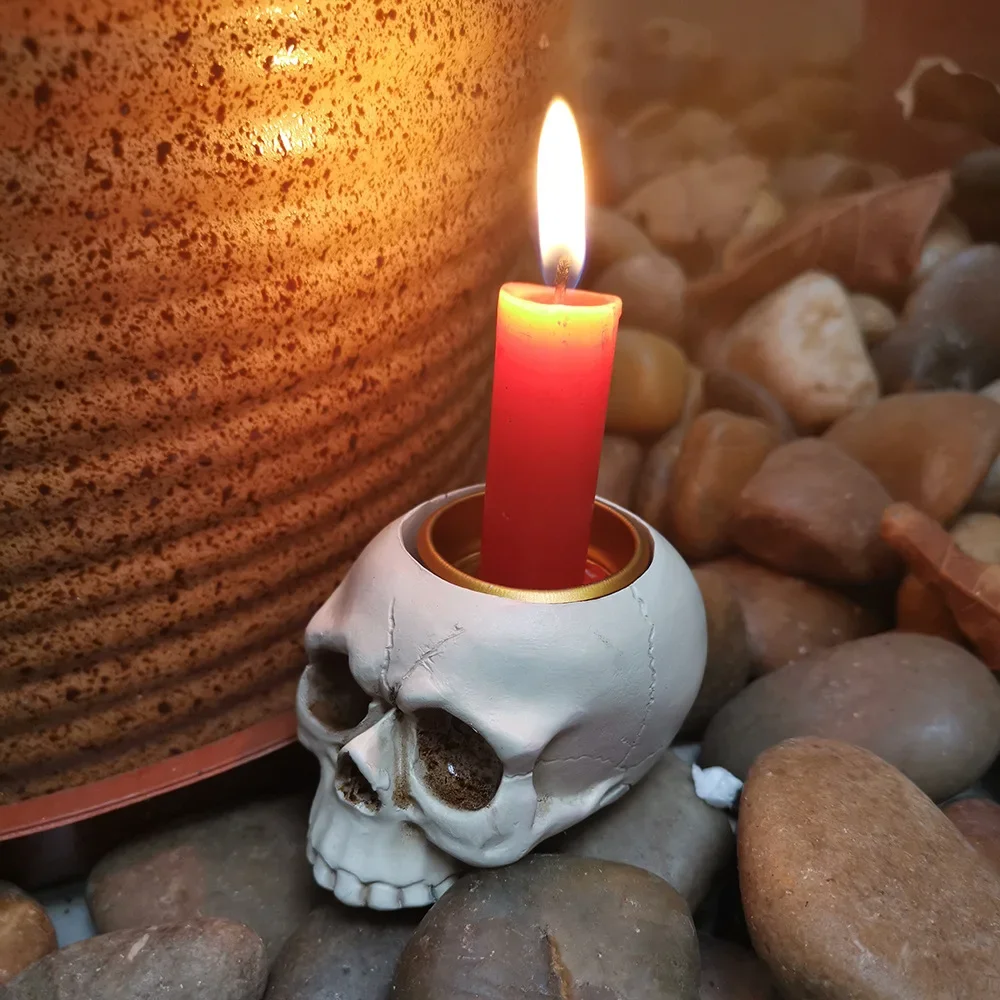 Nueva lámpara esquelética de calavera de Halloween, candelabro de mano con calavera, adornos, esqueleto, fantasma, vela Led, lámpara de luz de llama, decoración de fiesta en casa - imagen 4