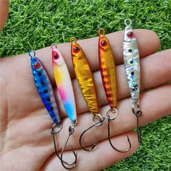 Swolfy-Mini Plantilla de Metal para pesca - 5 g/35 mm, con un gancho