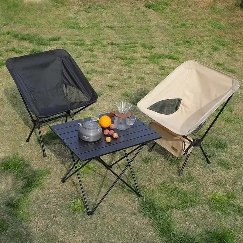 Silla plegable de pesca portátil en forma de luna para playa y camping - imagen 2