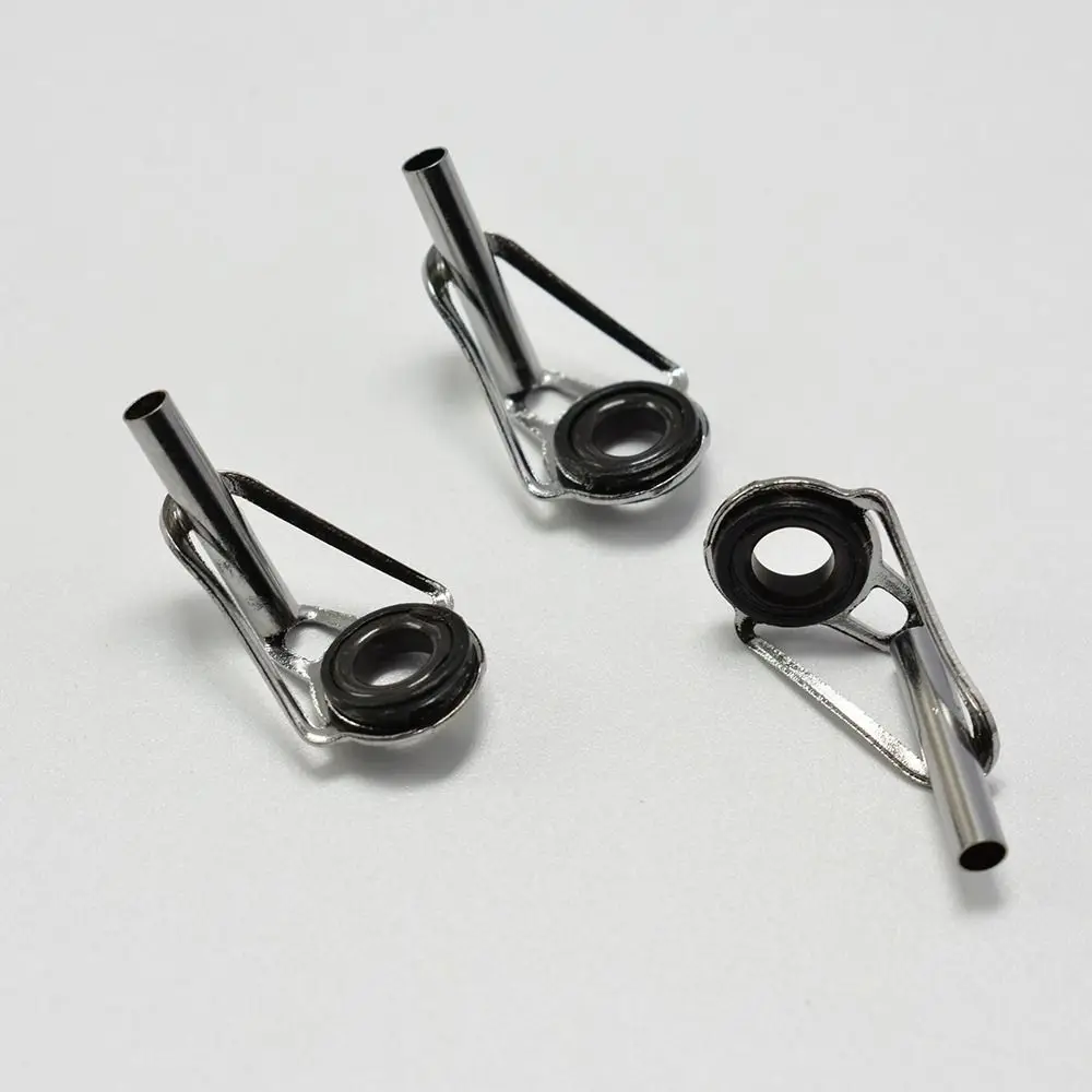 Estos son componentes metálicos de precisión diseñados para aplicaciones específicas.