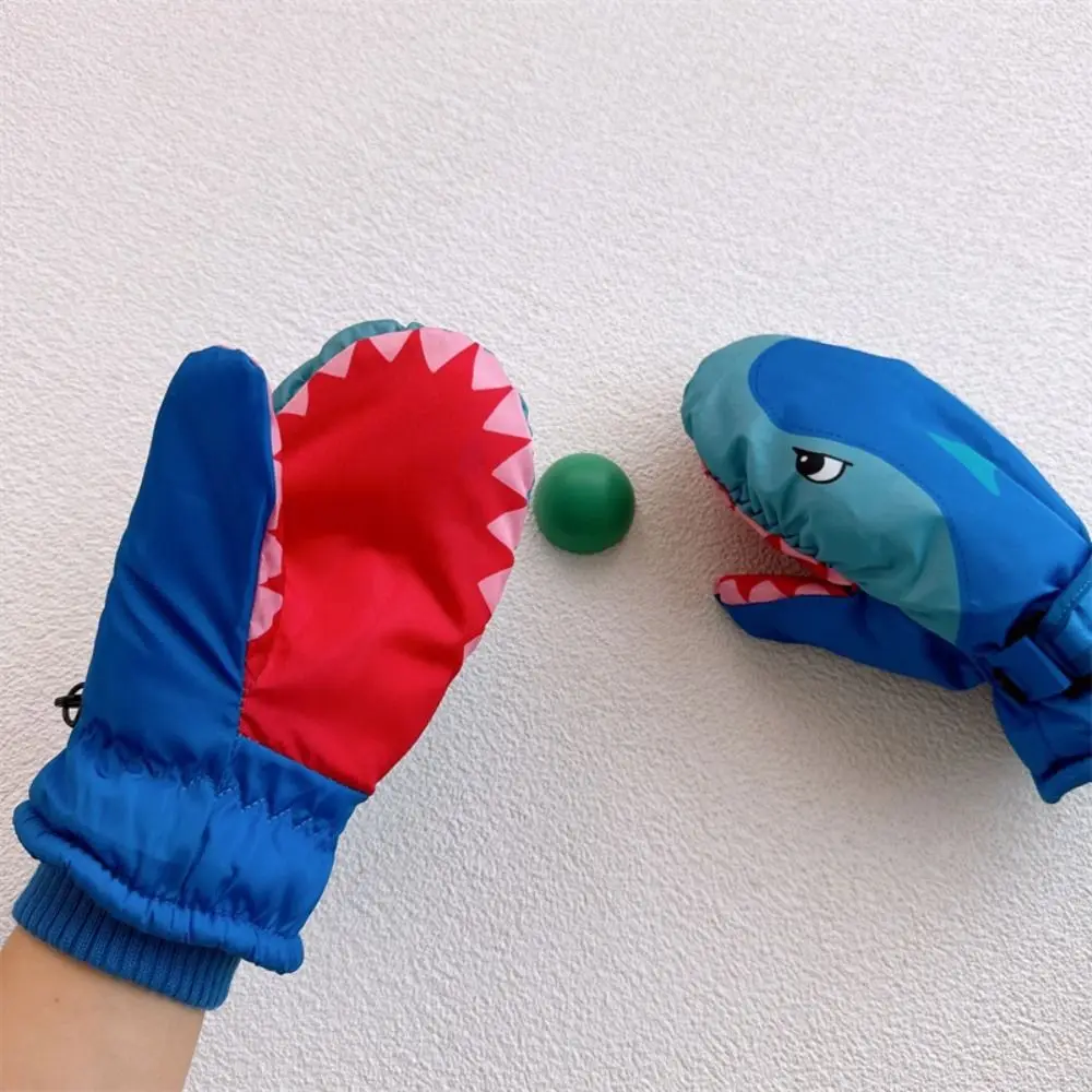 Guantes de esquí para niños de dibujos animados cálidos con nudillos manopla de Snowboard para niños guantes de esquí de invierno impermeables a prueba de viento para niñas y niños