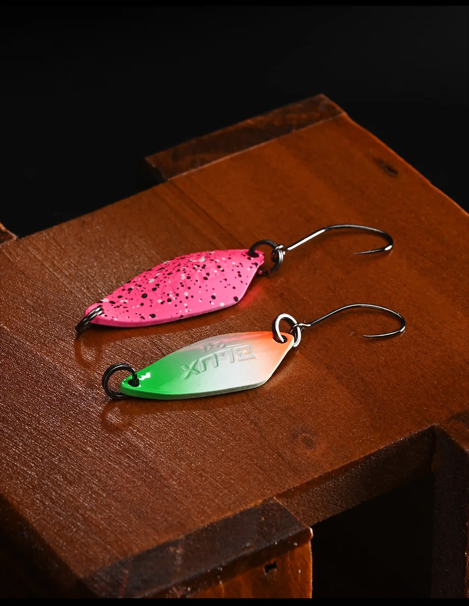Señuelo ALLBLUE GIGA BURST Spoon con detalles del anzuelo