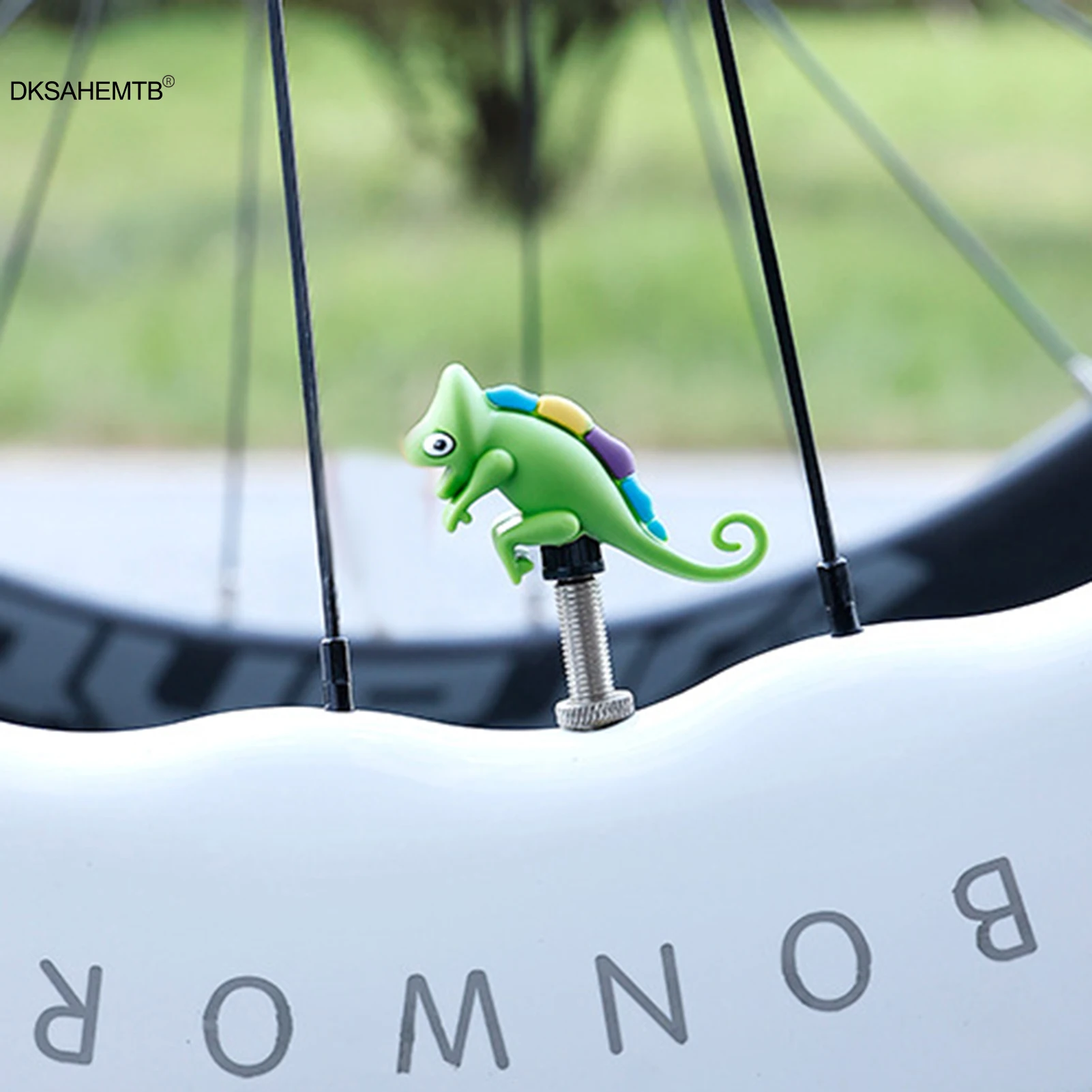 Tapas de válvula de silicona con diseño animado para bicicleta - imagen 3