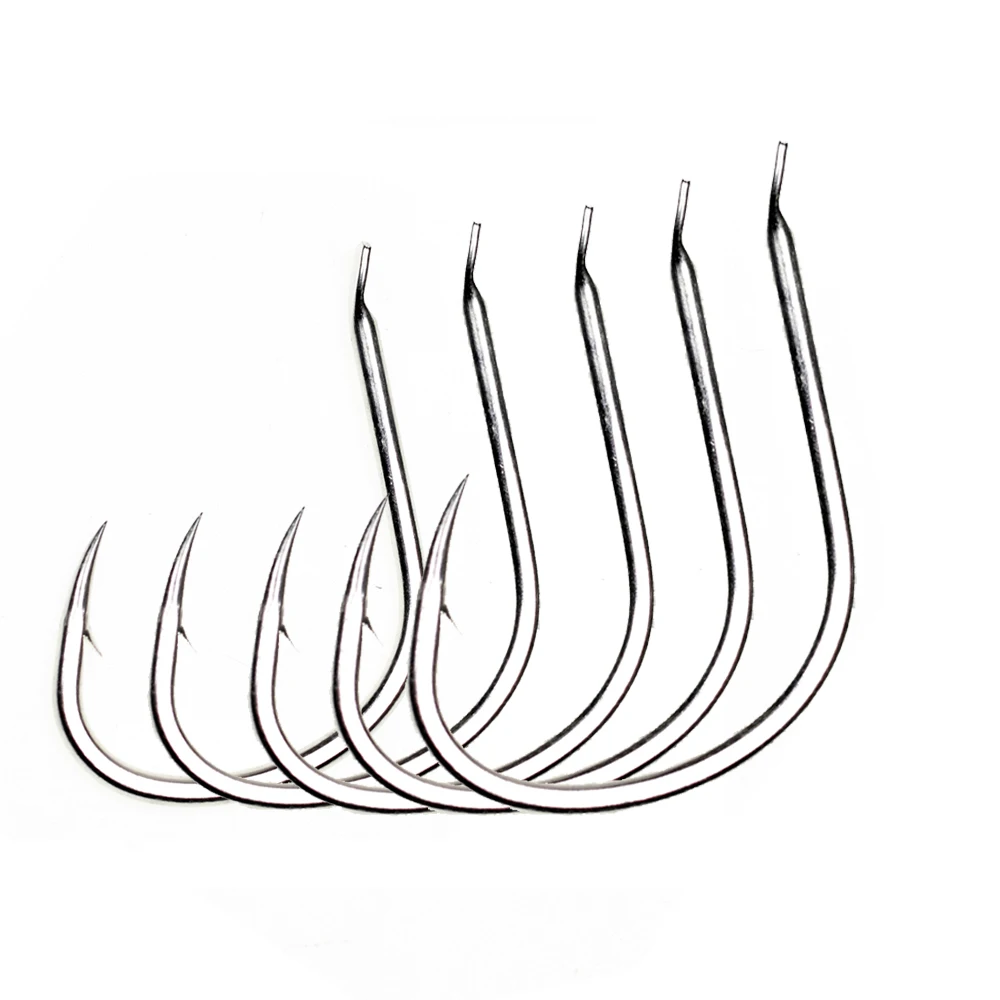 Un grupo de ganchos está alineado en una fila