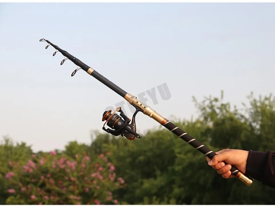 Experimente la emoción de la pesca con este combo de caña y carrete versátiles de alta calidad