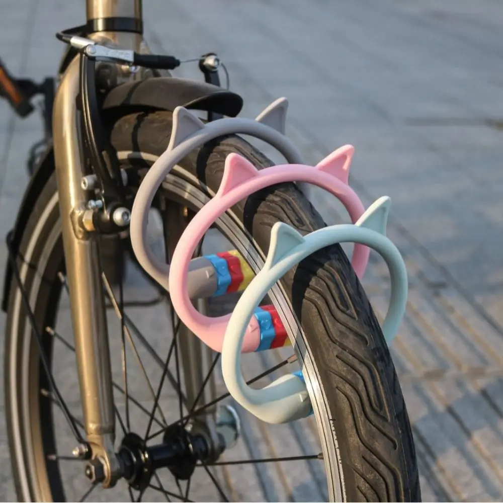 Candado portátil con diseño de oreja de gato para bicicleta, candado con contraseña de silicona antirrobo para niñas, colgante de candado elegante para Campus, Scooter - imagen 2