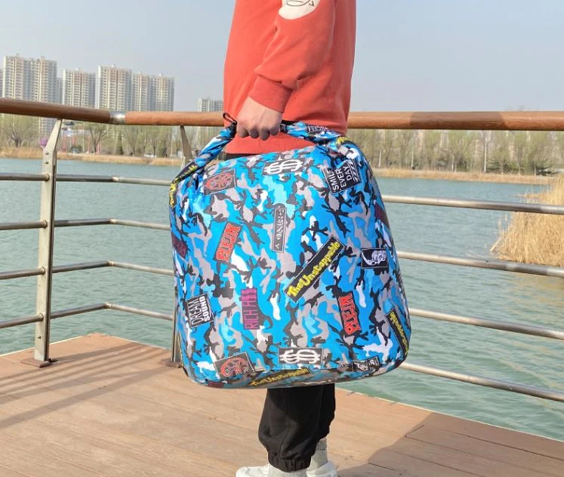 Mochila de camuflaje elegante para aventuras al aire libre