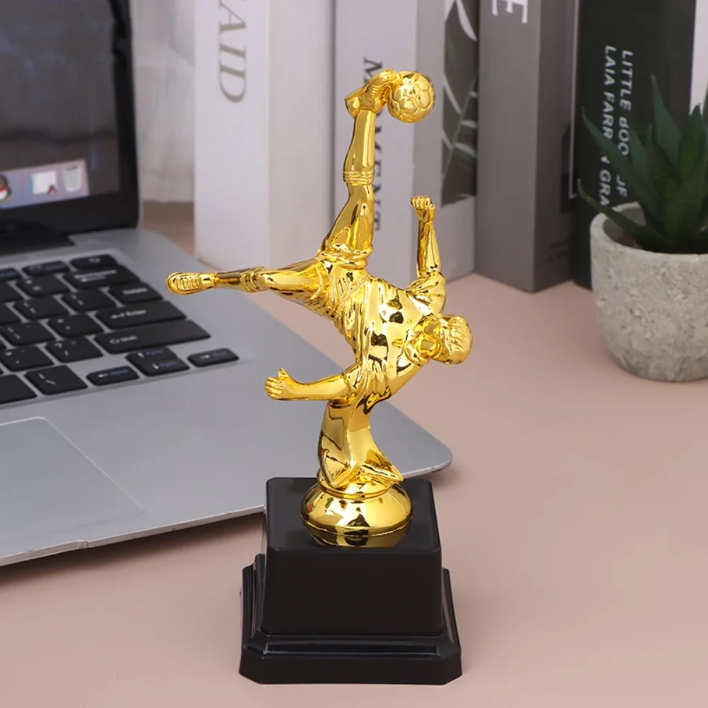 Trofeo de pesca infantil de oro de plástico – Modelo ganador - imagen 5