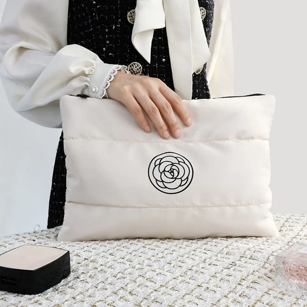 Bolsa de maquillaje portátil Floral de algodón a la moda, bolsa de almacenamiento de cosméticos acolchada de gran capacidad, bolsa de aseo de viaje de Color sólido - imagen 4