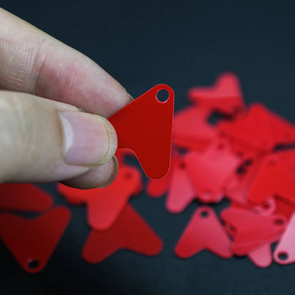 100 Uds anzuelo de pesca con forma de corazón rojo lentejuelas pesca trucha cuchara señuelo de lentejuelas colas de pez prácticas de plástico 2 tamaños 21mm 16mm - imagen 5