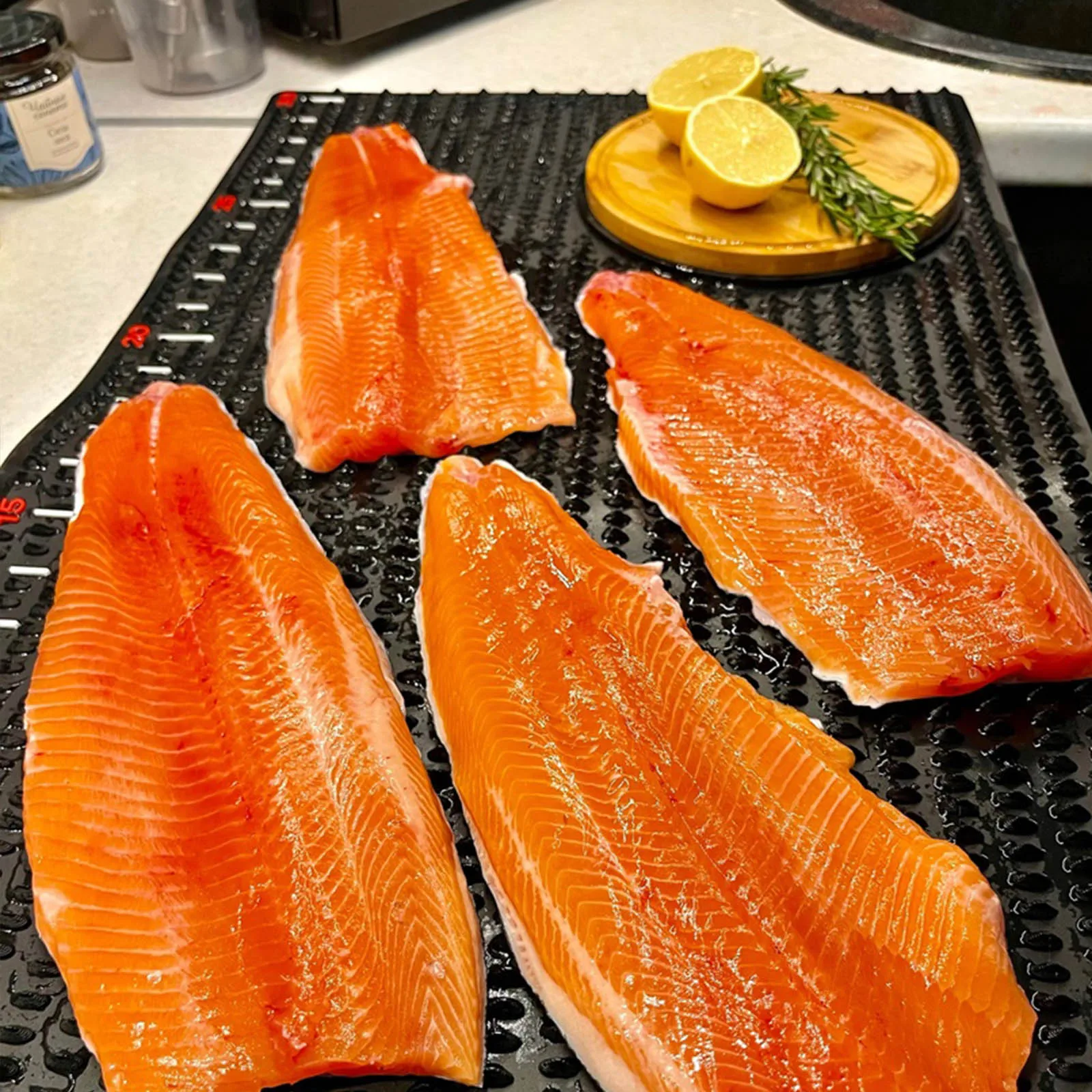 Tapete para filete de pescado, textura antideslizante con regla integrada de 30 ", dimensiones extendidas, Material fácil de limpiar, tabla para cortar pescado - imagen 2