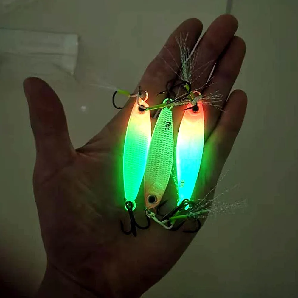2025 nuevo lanzamiento lejano placa de hierro luminosa señuelos doble gancho JIG 7g-30g pesca en el mar caballa Shore Casting Glow cebos de Metal - imagen 4