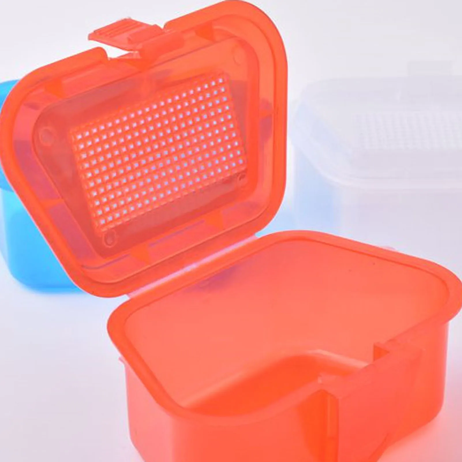 Cajas transparentes para señuelos y gusanos rojos, antiimpacto - imagen 3
