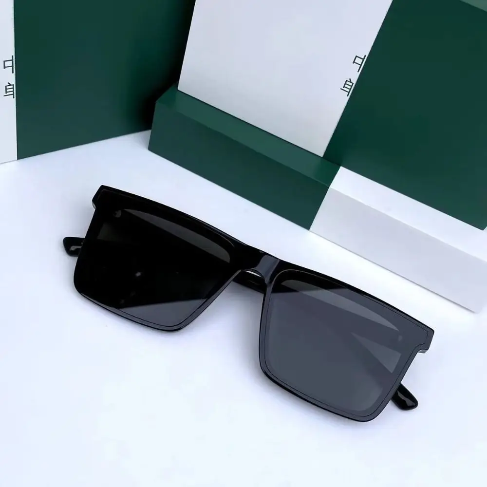 Gafas de sol cuadradas con protección solar
