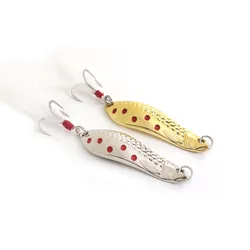 Cucharilla de pesca artificial cocodrilo con anzuelo triple