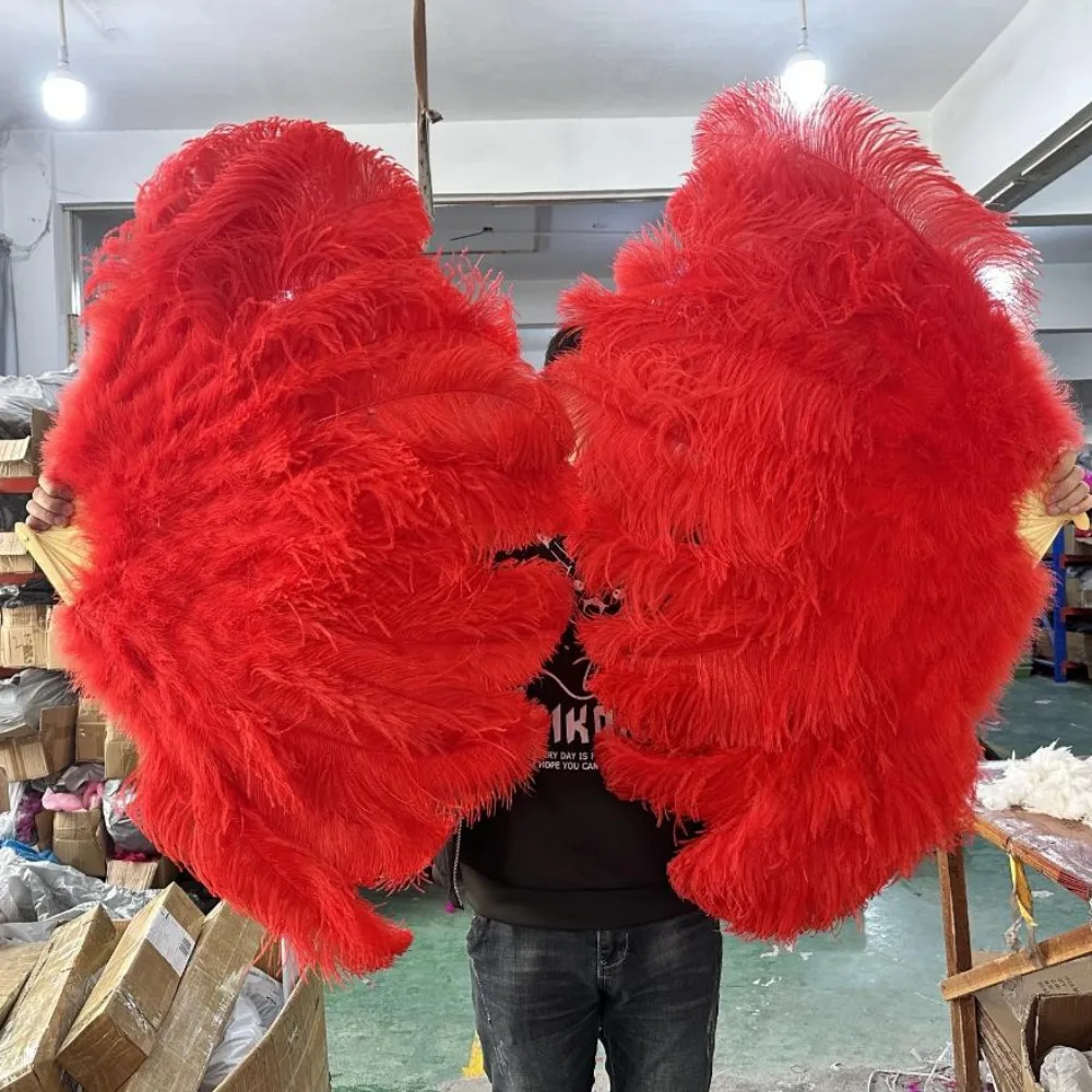 Abanico de plumas de avestruz rojo grande plegable para escenario
