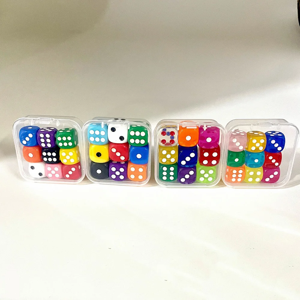 Dados coloridos 14mm con estuche para juegos de mesa y bar - imagen 5