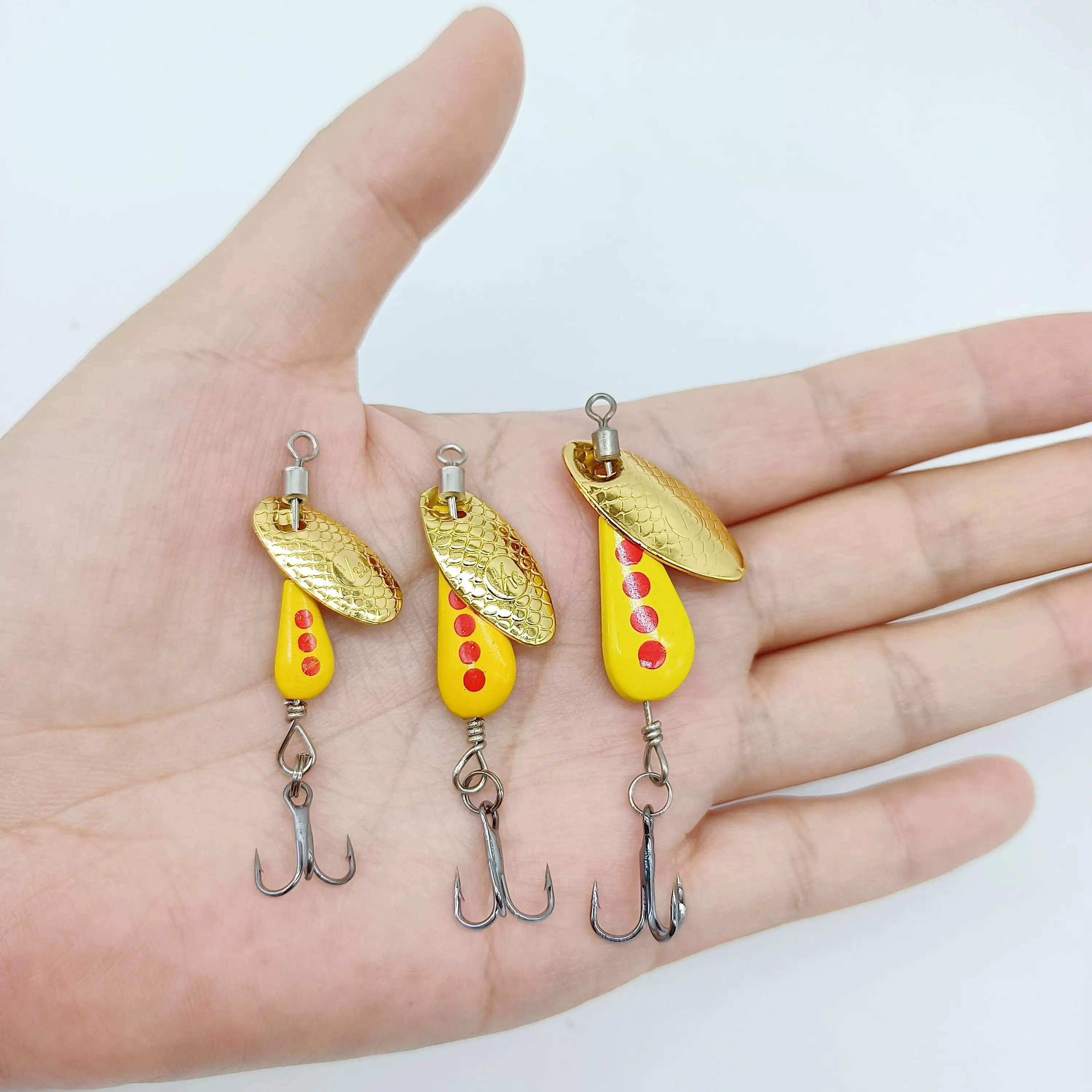 Cuchara giratoria Duoduoyu con lentejuelas para lubina y trucha - imagen 3