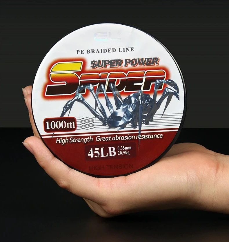 una línea trenzada de araña