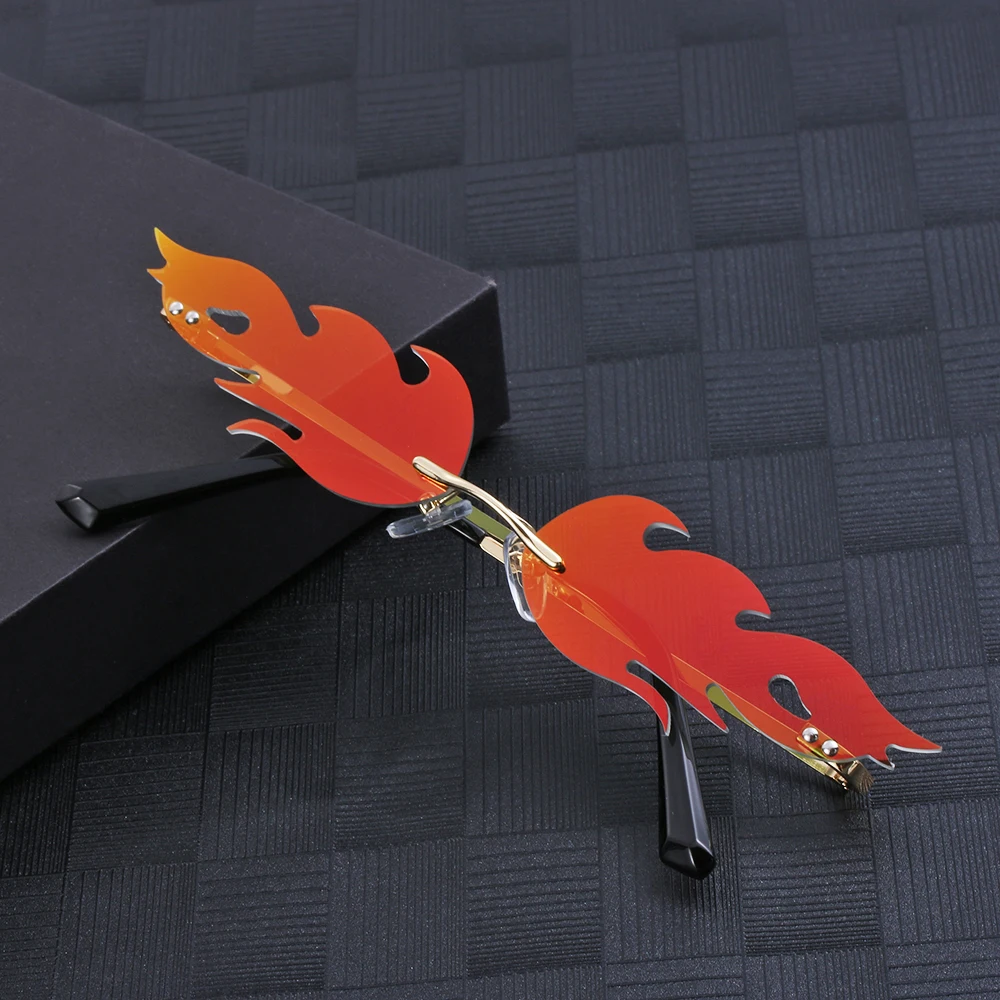 Gafas de sol sin montura para hombre y mujer, lentes de sol de moda Unisex, con llama de fuego, UV 400, onduladas, a la moda - imagen 3