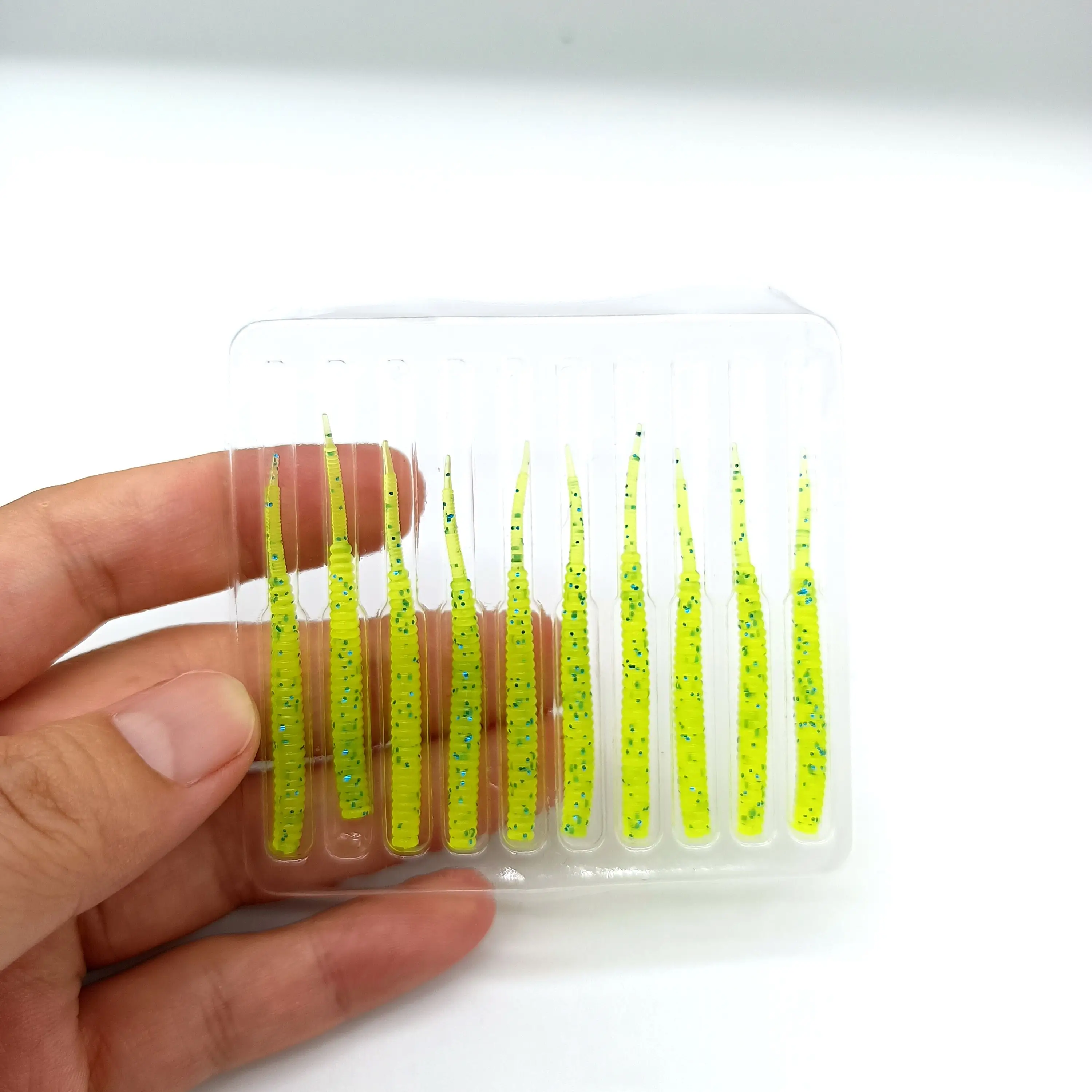 DUODUOYU 10 unids/lote Mini señuelo de pesca suave 0,4g/40mm Wobbler cola de aguja Artificial señuelo de silicona cebo de gusano suave aparejos de pesca - imagen 3