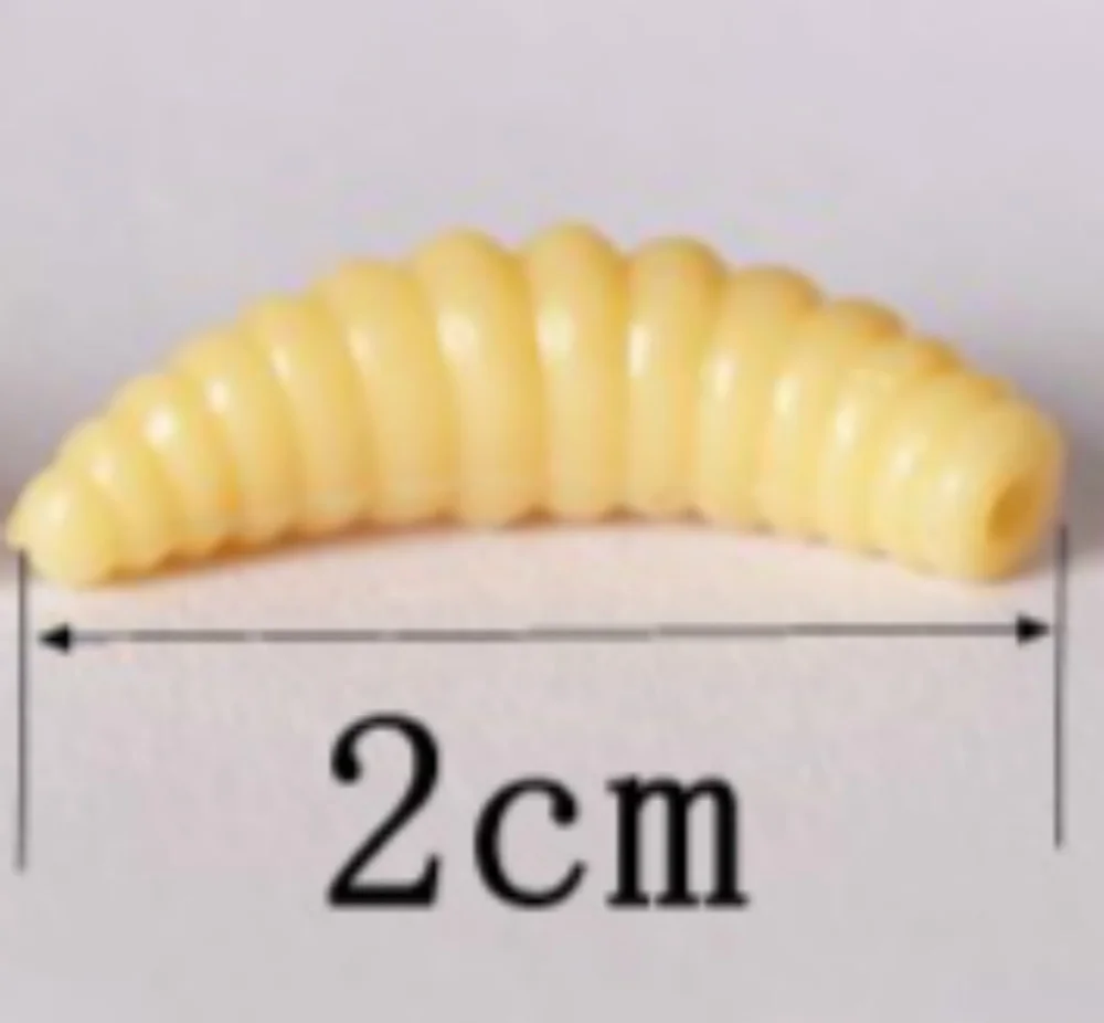 Se está midiendo una pequeña pieza de comida a 2 cm.