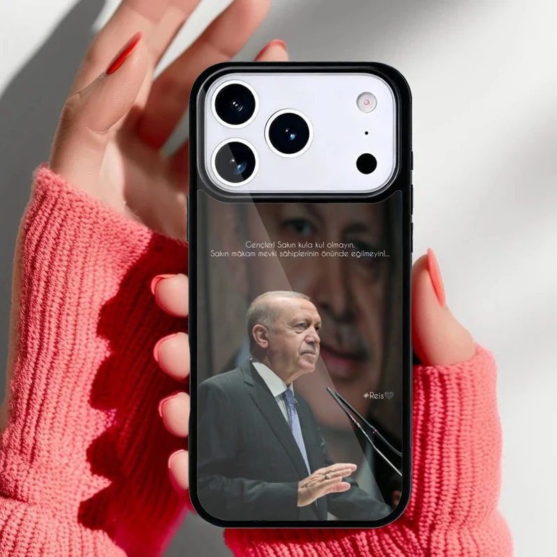 Funda en mano mostrando agarre