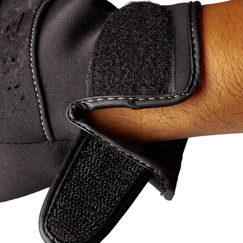 Guantes en acción