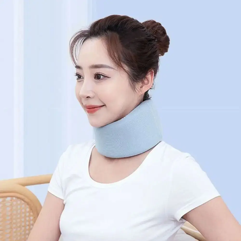 Collar cervical de espuma ajustable – Alivio del dolor de cuello - imagen 3