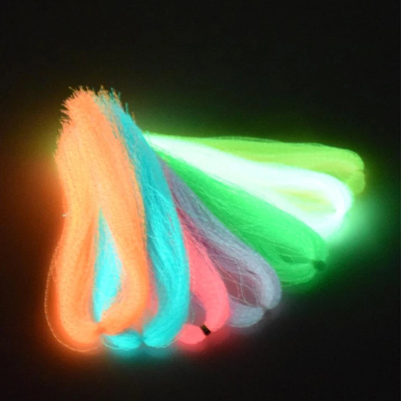 Ilumine su visión con hilos vibrantes que brilla en la oscuridad