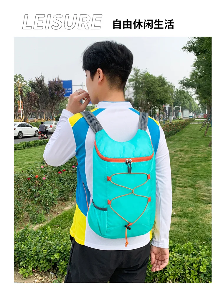 Las aventuras tranquilas esperan con esta mochila vibrante