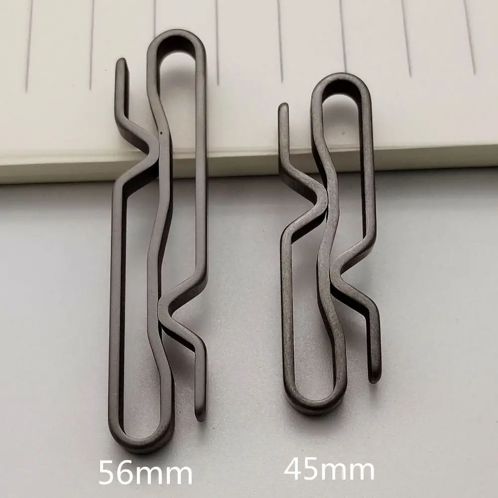 Llavero ligero de aleación de titanio, llavero con Clip para cinturón multifunción de extracción rápida para exteriores, hebillas de extremo de cinta gris - imagen 3