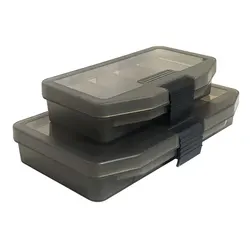 Burle caja de pesca visible gris con señuelo y anzuelos
