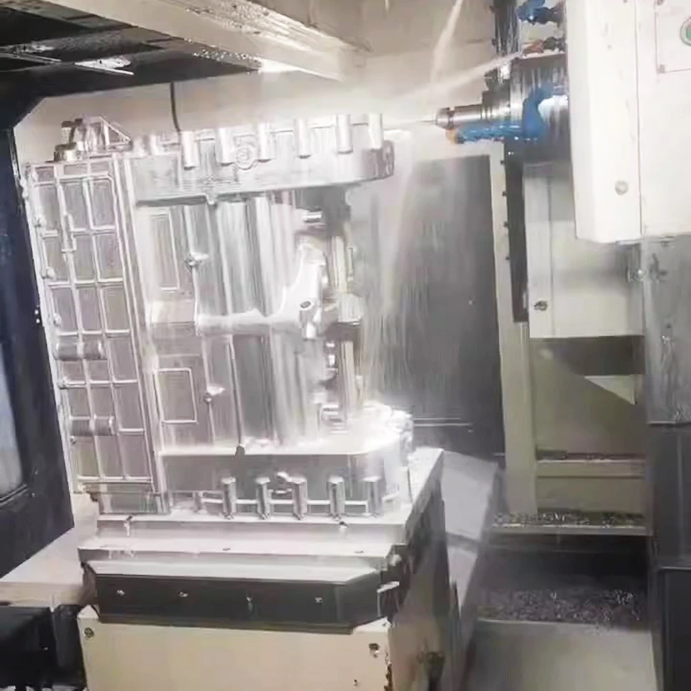 Mecanizado CNC 4/5 ejes – Piezas de aluminio para baterías de vehículo - imagen 5