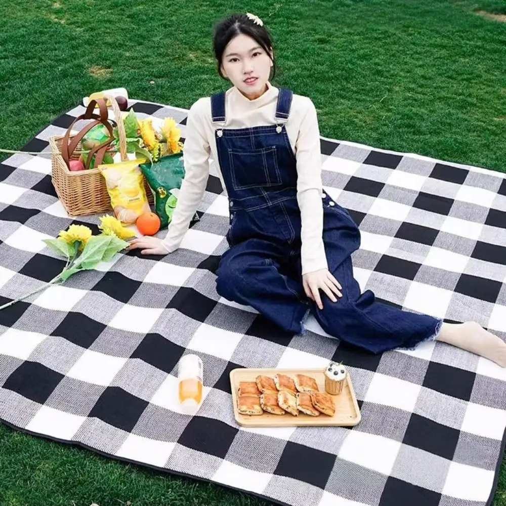 Manta portátil para acampar al aire libre, 2m x 2m, correa de cuero gruesa, estera plegable para Picnic de viaje, impermeable, a prueba de arena y humedad - imagen 3