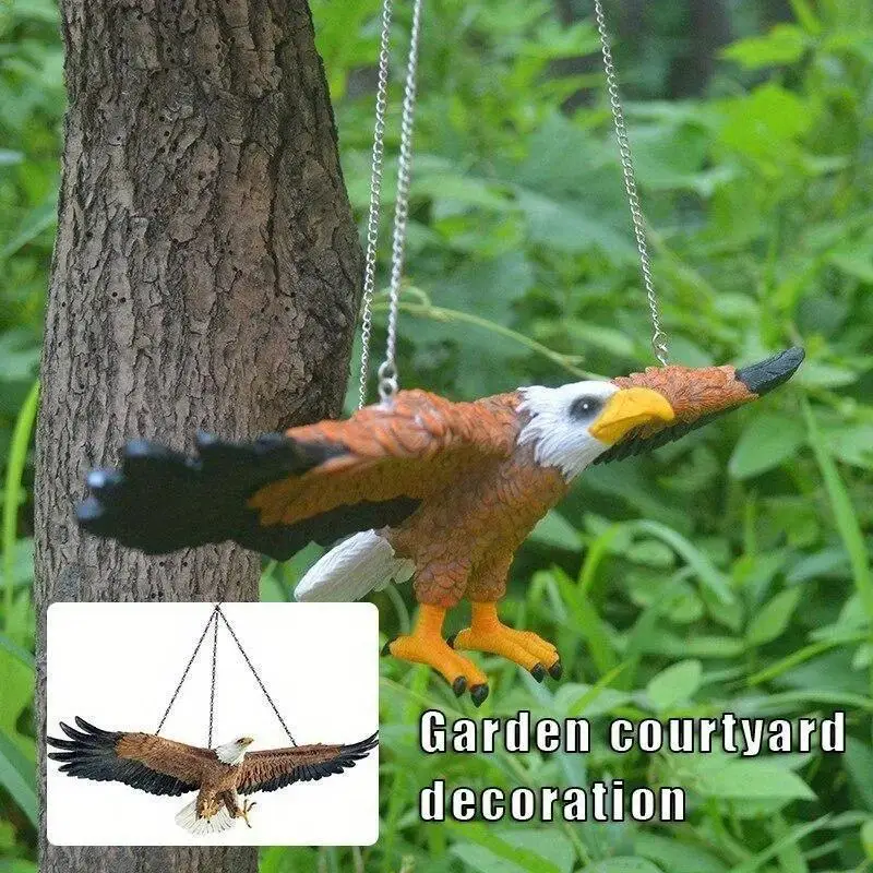 Figura de águila en vuelo – Adorno colgante de resina artesanal - imagen 3
