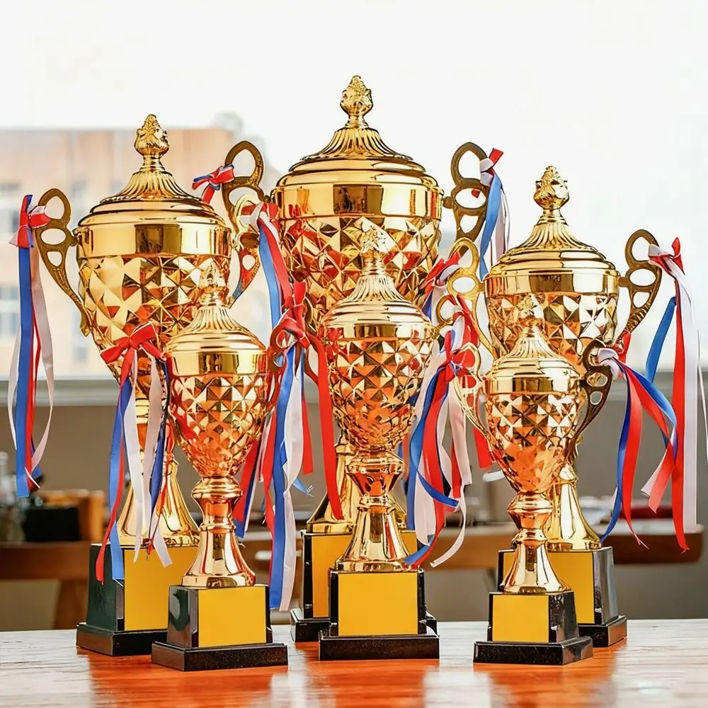 Premio creativo Trofeo de metal Diseño divertido Grabado gratis Trofeo deportivo Colección de exhibición Material metálico Trofeo de premio Tenis de mesa - imagen 4