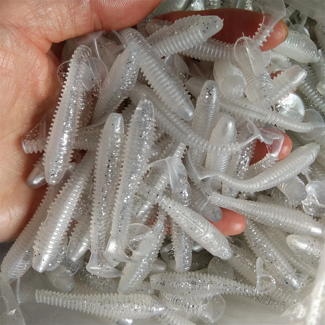 Señuelos Shad Swolfy 55mm para jigging y natación - imagen 4