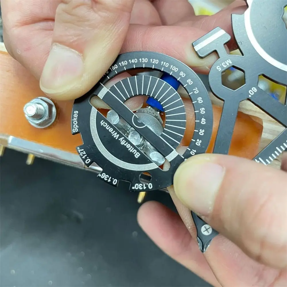 Tarjeta multiherramienta 20 en 1 para bicicleta, dispositivo de supervivencia, llavero, Herramienta de bolsillo multifuncional para acampar al aire libre, 1 unidad - imagen 4